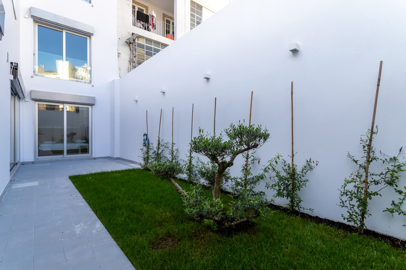 Featured property image in slider gallery